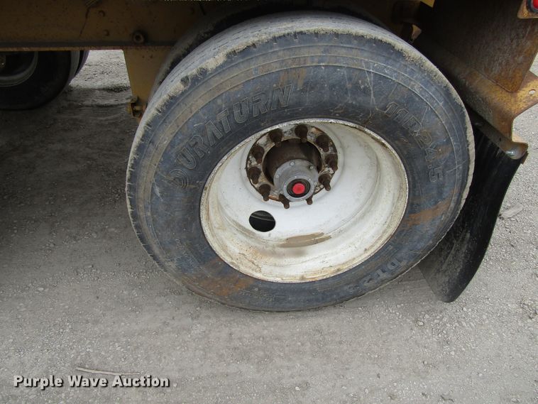 image for item GC9926 2005 Sidumpr side dump trailer