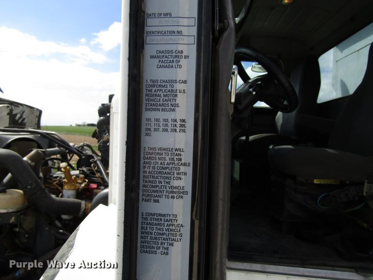 image for item GC9966 2006 Peterbilt 335  dump truck