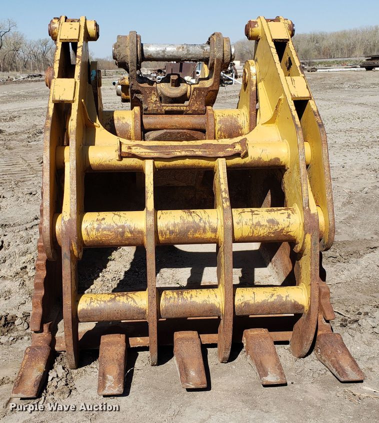 image for item H1895 Entek Manufacturing  Krypto Klaw excavator bucket
