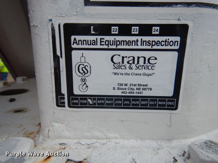 image for item HE9548 2007 International 4400  crane truck