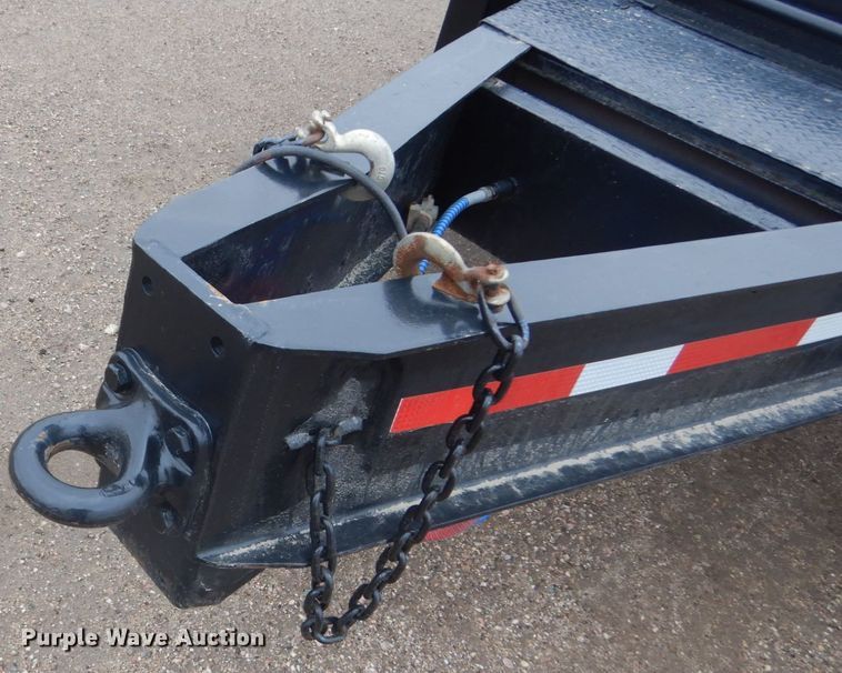 image for item HE9550 2005 D&K  equipment trailer