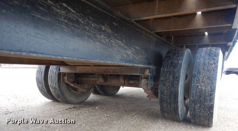 image for item HE9550 2005 D&K  equipment trailer