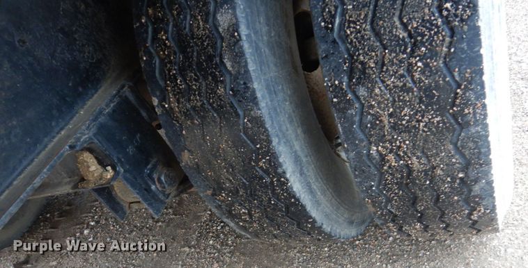 image for item HE9550 2005 D&K  equipment trailer