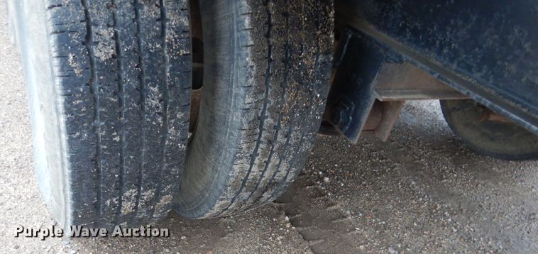 image for item HE9550 2005 D&K  equipment trailer