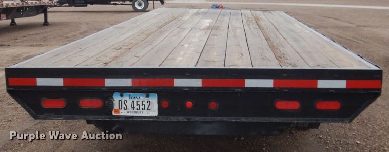 image for item HE9551 2006 D&K  equipment trailer