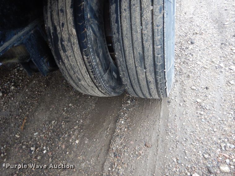 image for item HE9551 2006 D&K  equipment trailer