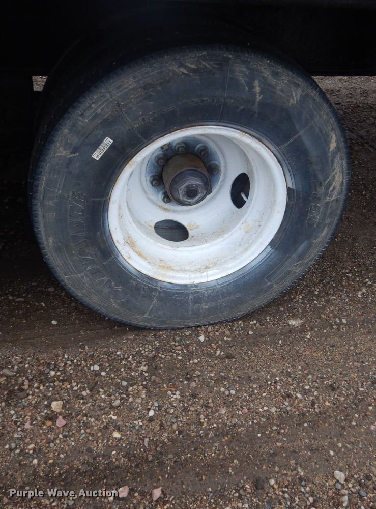 image for item HE9551 2006 D&K  equipment trailer