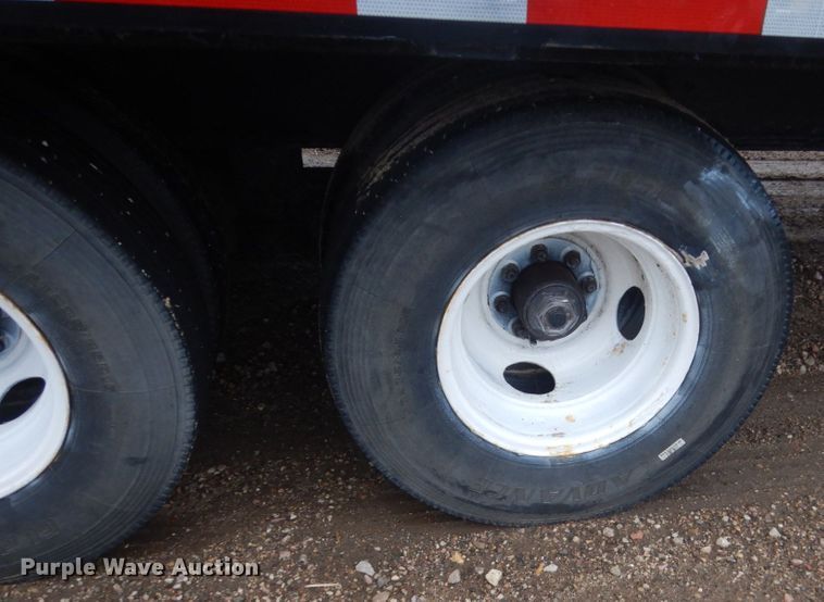 image for item HE9551 2006 D&K  equipment trailer