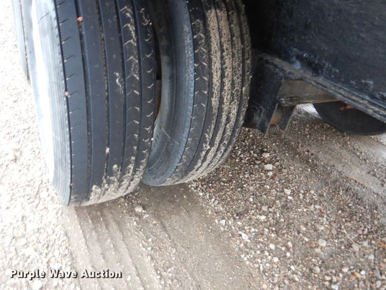 image for item HE9551 2006 D&K  equipment trailer