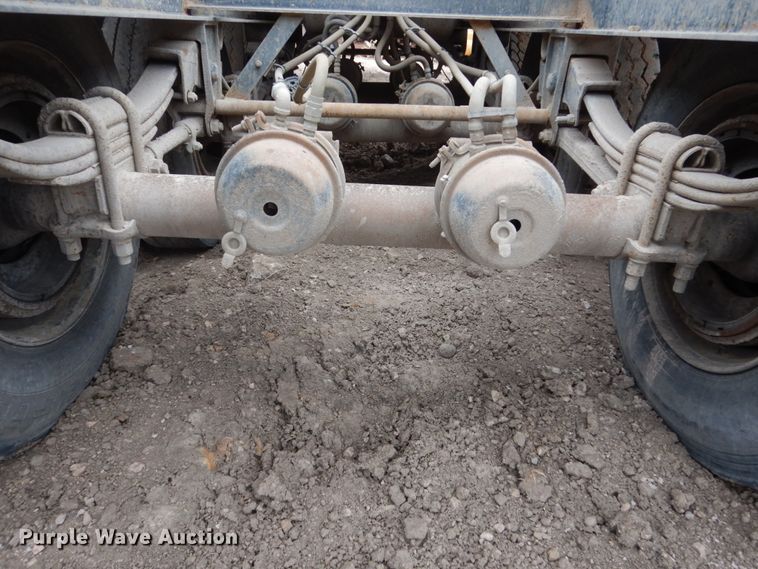 image for item HE9603 2006 Side Dump Industries  side dump trailer