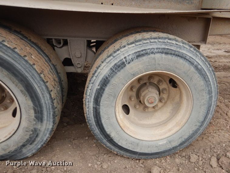 image for item HE9603 2006 Side Dump Industries  side dump trailer