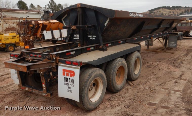 image for item HE9604 2005 Side Dump Industries  side dump trailer