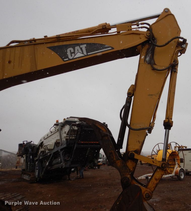 image for item HE9606 1998 Caterpillar 325B  excavator