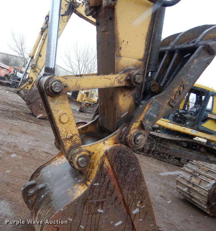 image for item HE9606 1998 Caterpillar 325B  excavator