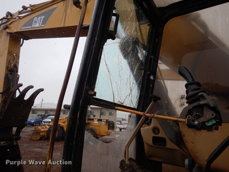 image for item HE9606 1998 Caterpillar 325B  excavator