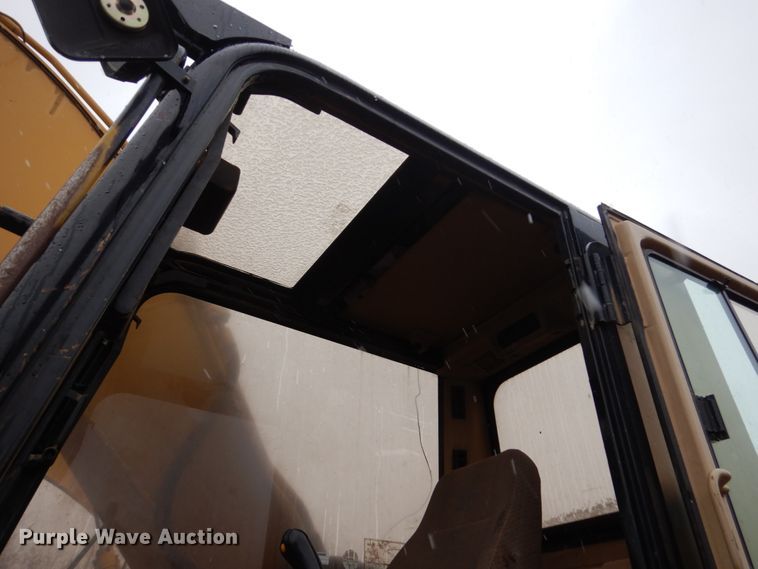 image for item HE9606 1998 Caterpillar 325B  excavator