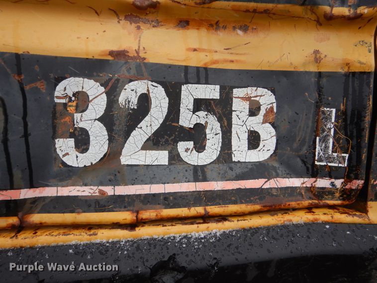 image for item HE9606 1998 Caterpillar 325B  excavator
