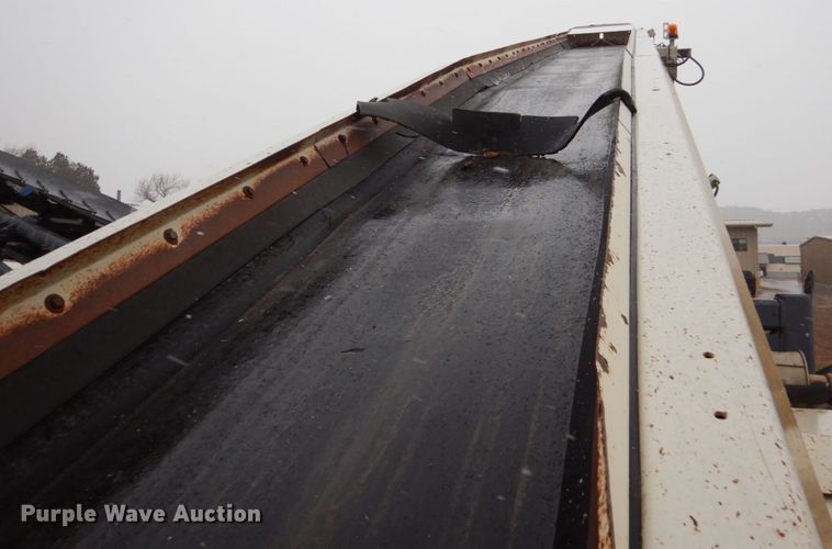 image for item HE9607 2010 Metso ST 4.8  screening plant