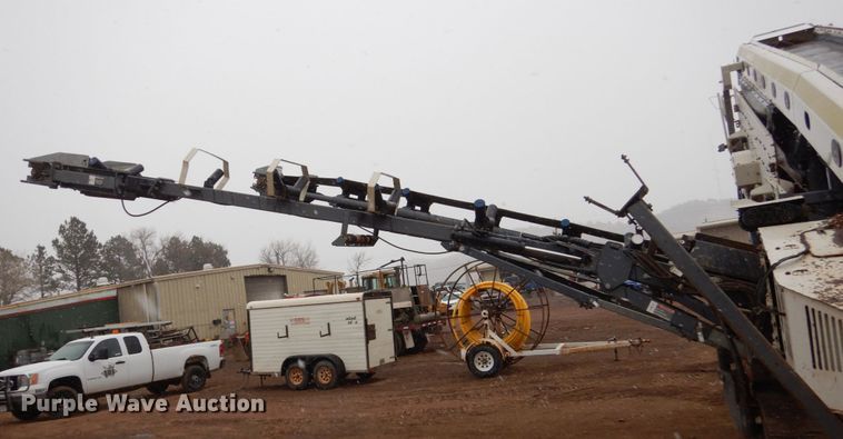 image for item HE9607 2010 Metso ST 4.8  screening plant