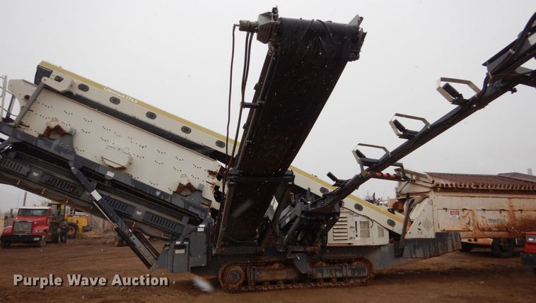 image for item HE9607 2010 Metso ST 4.8  screening plant