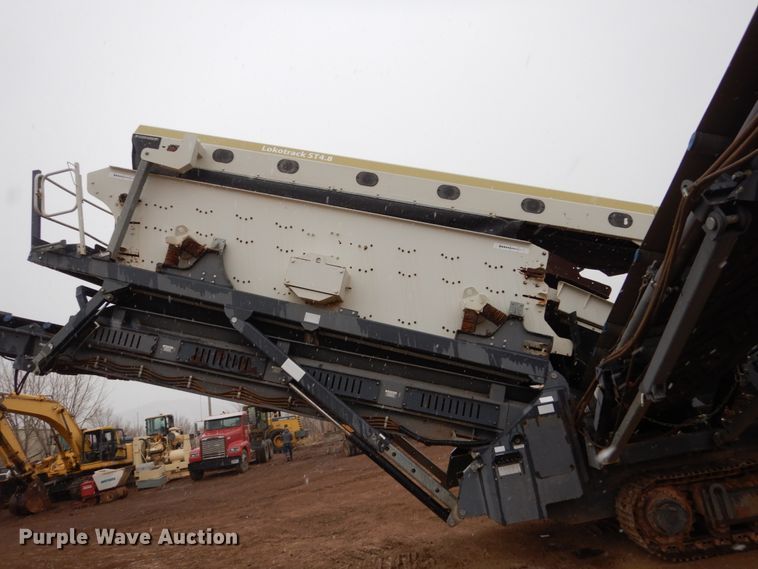 image for item HE9607 2010 Metso ST 4.8  screening plant