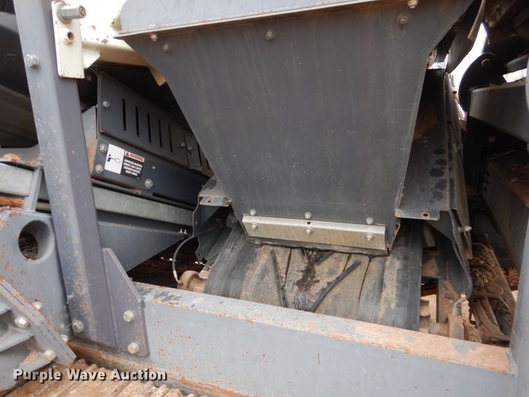 image for item HE9607 2010 Metso ST 4.8  screening plant