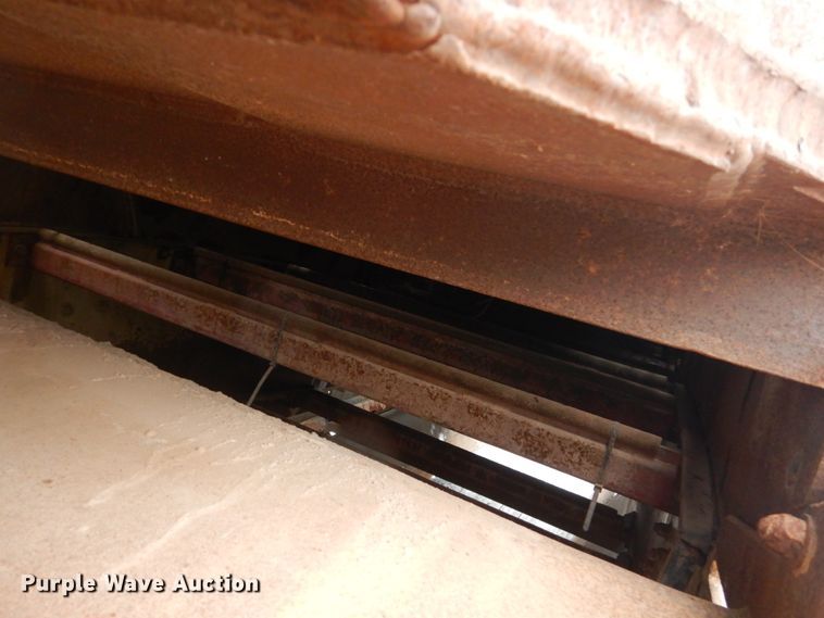 image for item HE9607 2010 Metso ST 4.8  screening plant