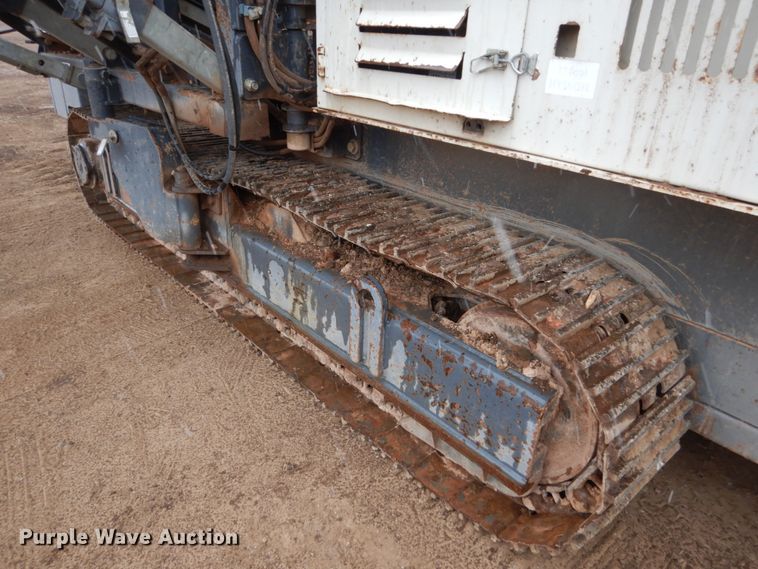 image for item HE9607 2010 Metso ST 4.8  screening plant