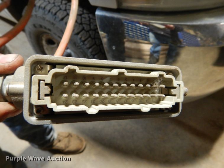 image for item HE9607 2010 Metso ST 4.8  screening plant