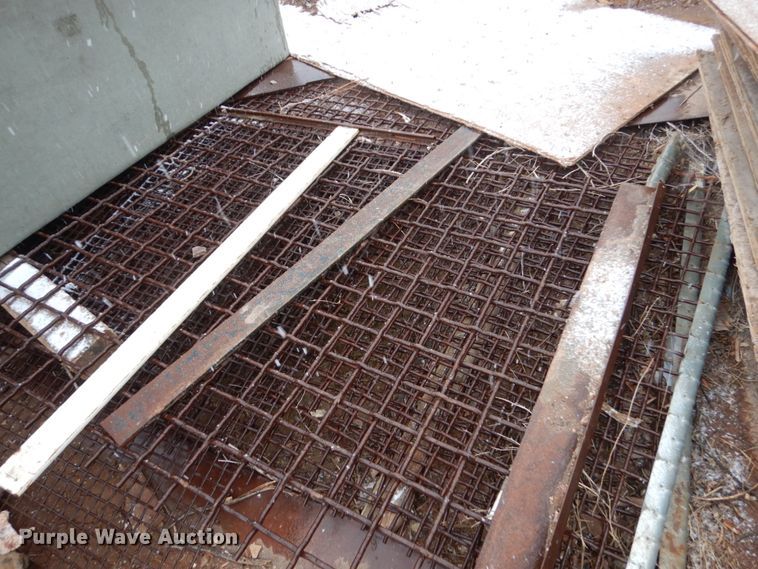 image for item HE9607 2010 Metso ST 4.8  screening plant