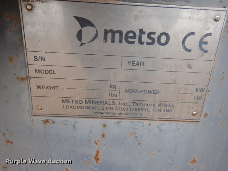 image for item HE9607 2010 Metso ST 4.8  screening plant