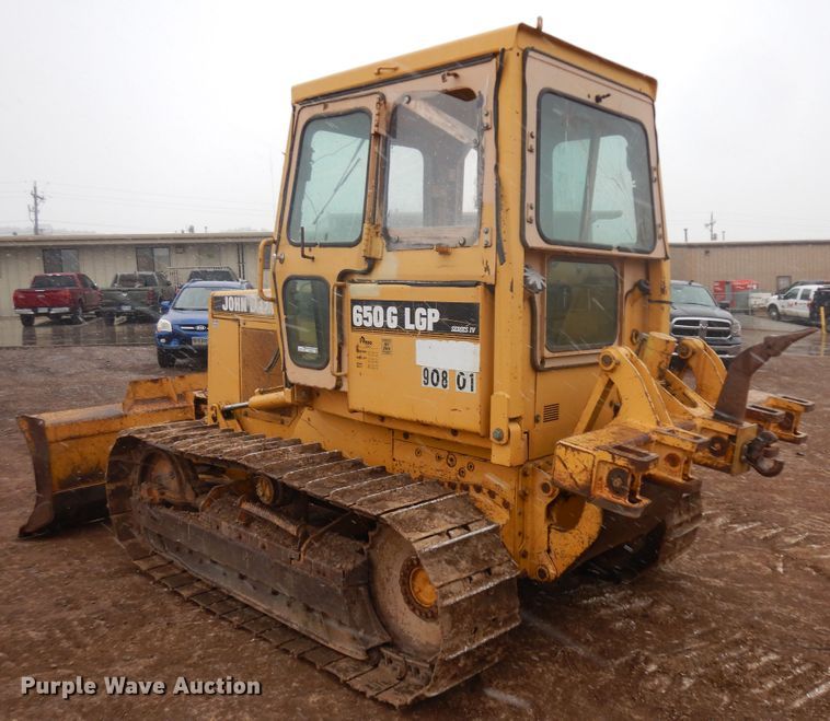 image for item HE9608 1996 John Deere 650  dozer