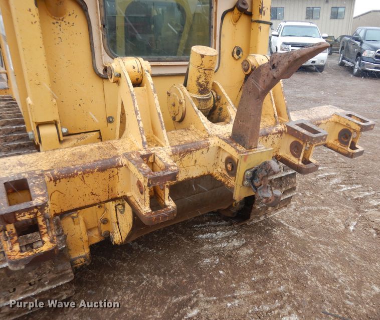 image for item HE9608 1996 John Deere 650  dozer