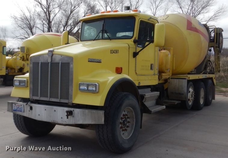 image for item HE9617 1999 Kenworth W900  ready mix truck