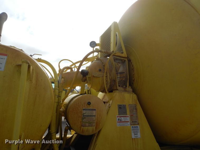 image for item HE9617 1999 Kenworth W900  ready mix truck