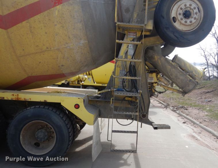 image for item HE9617 1999 Kenworth W900  ready mix truck