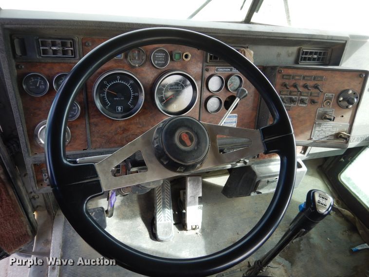 image for item HE9617 1999 Kenworth W900  ready mix truck