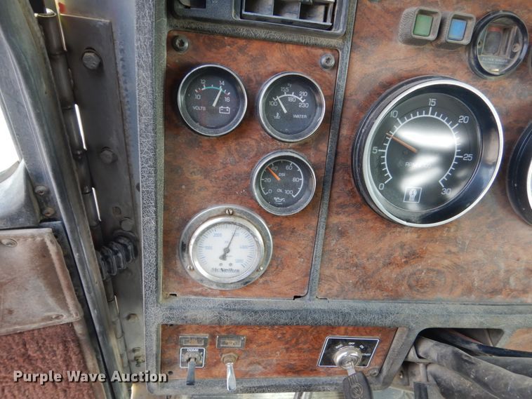 image for item HE9617 1999 Kenworth W900  ready mix truck