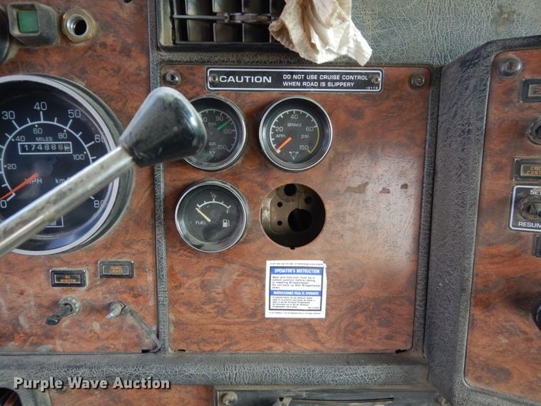 image for item HE9617 1999 Kenworth W900  ready mix truck