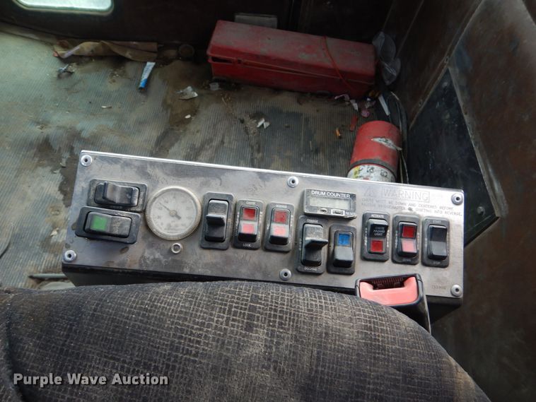 image for item HE9617 1999 Kenworth W900  ready mix truck