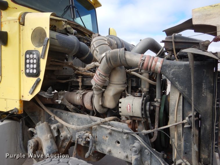 image for item HE9617 1999 Kenworth W900  ready mix truck