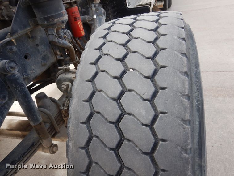 image for item HE9617 1999 Kenworth W900  ready mix truck