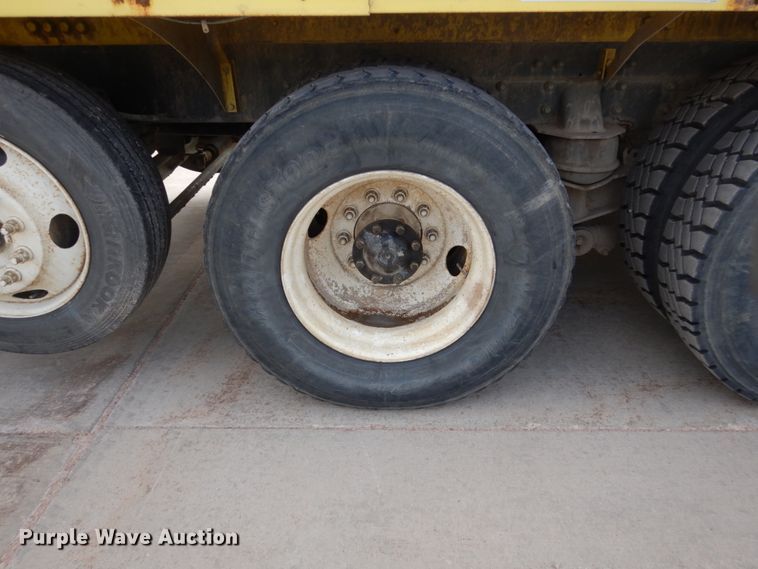 image for item HE9617 1999 Kenworth W900  ready mix truck