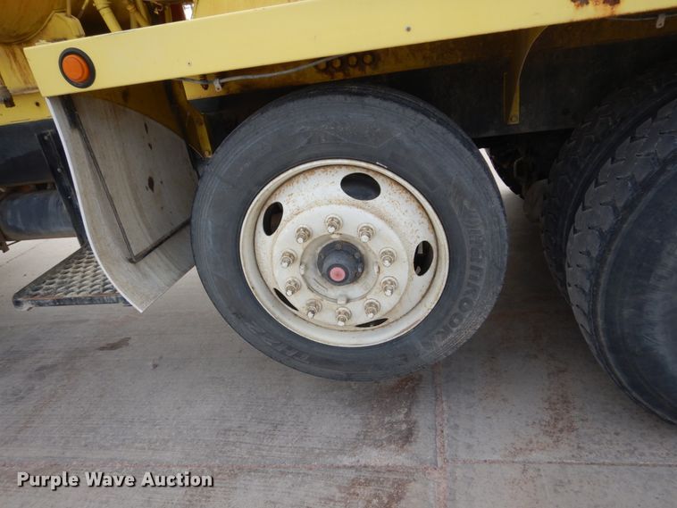 image for item HE9617 1999 Kenworth W900  ready mix truck