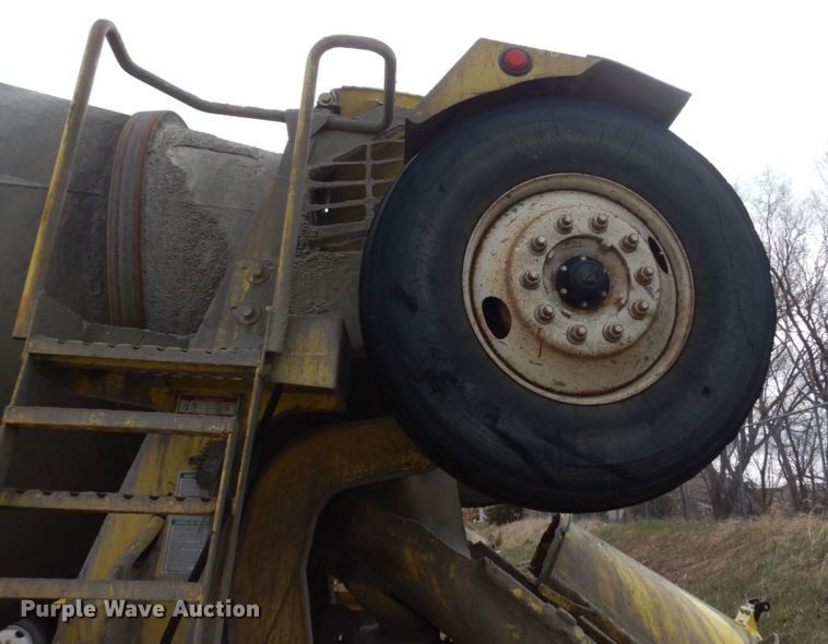 image for item HE9617 1999 Kenworth W900  ready mix truck