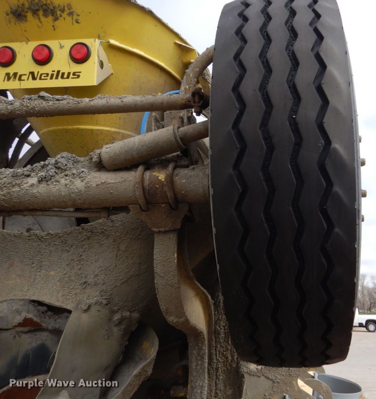 image for item HE9617 1999 Kenworth W900  ready mix truck