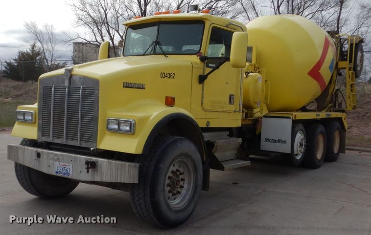 image for item HE9618 1999 Kenworth W900  ready mix truck