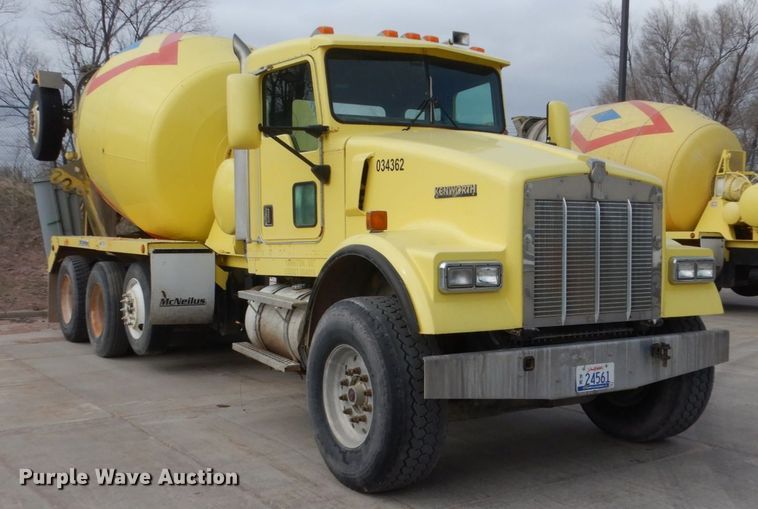 image for item HE9618 1999 Kenworth W900  ready mix truck