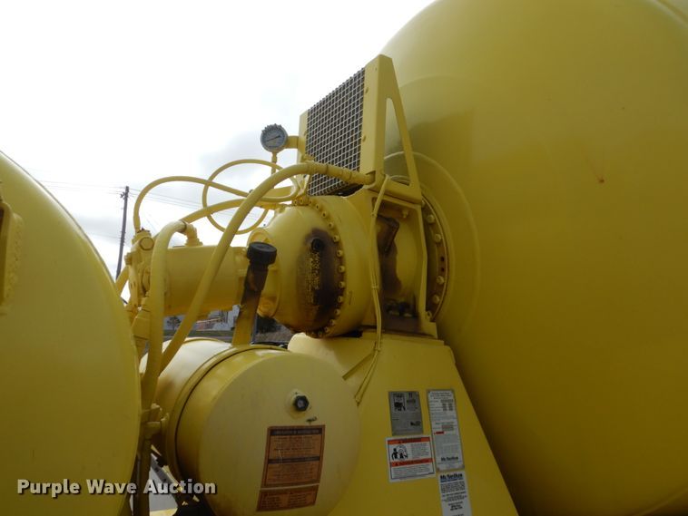 image for item HE9618 1999 Kenworth W900  ready mix truck