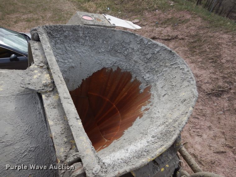 image for item HE9618 1999 Kenworth W900  ready mix truck